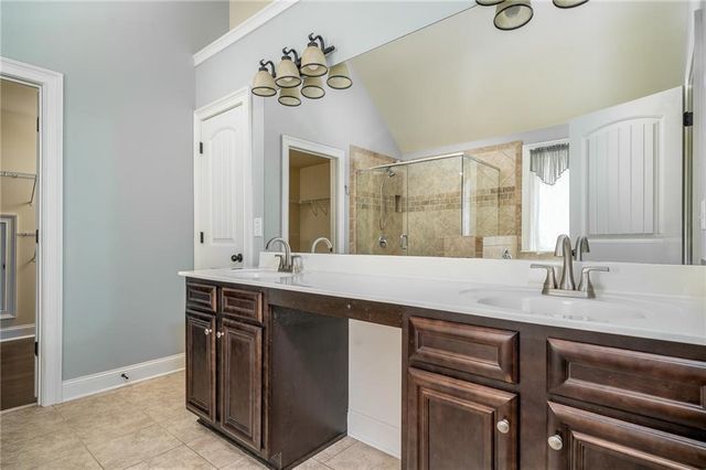 172 Clubhouse Crossing, Acworth, GA 30101