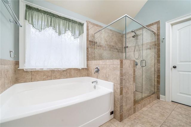 172 Clubhouse Crossing, Acworth, GA 30101