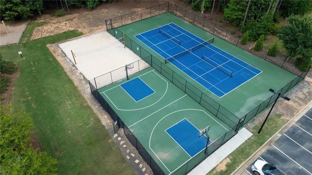 172 Clubhouse Crossing, Acworth, GA 30101