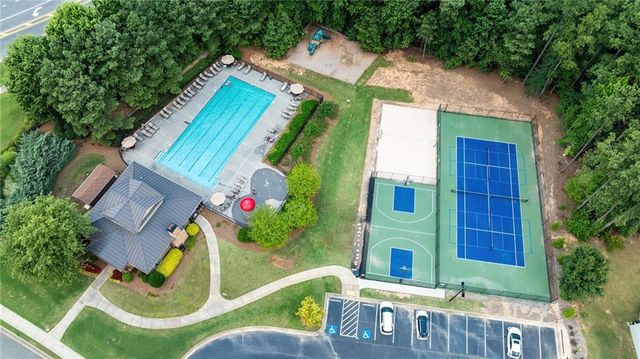 172 Clubhouse Crossing, Acworth, GA 30101