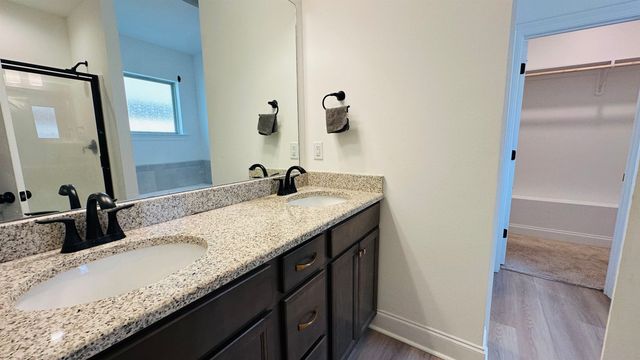 184 Marie Claire Dr, Houma, LA 70364