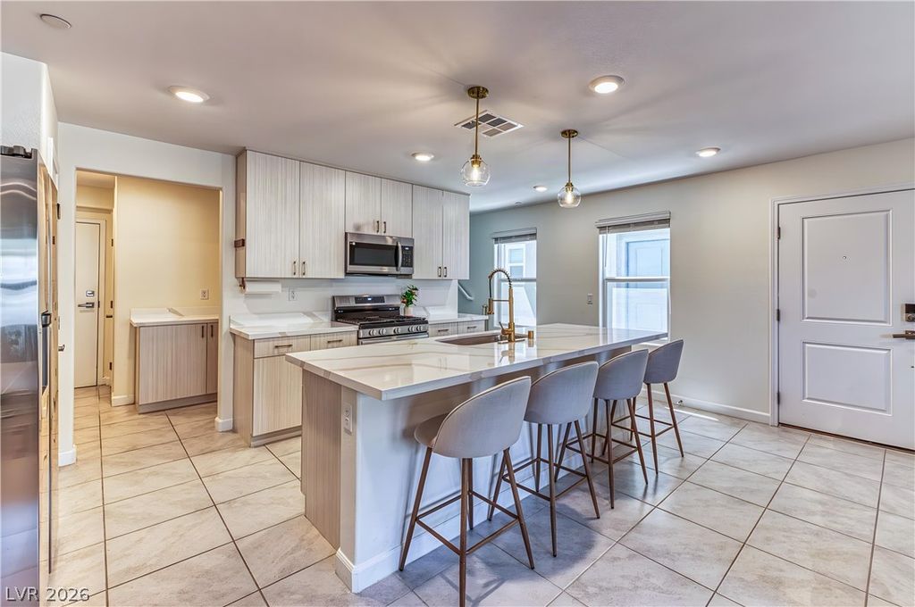 264 Banished Avenue 2, North Las Vegas, NV 89031 — photo 2