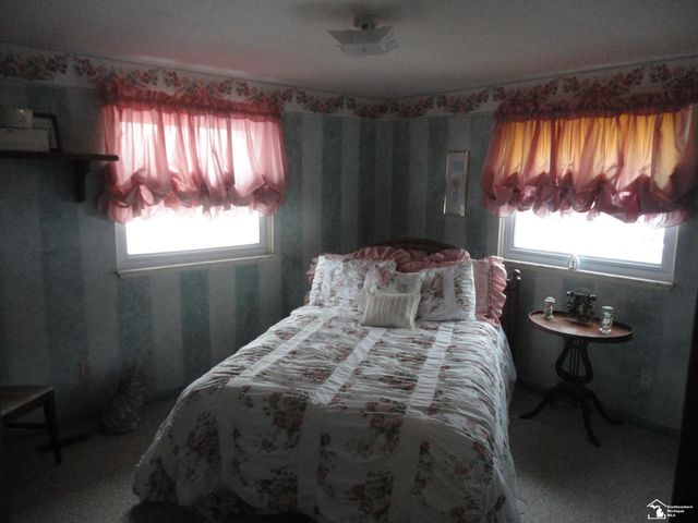 800 N Roessler Street, Monroe, MI 48162