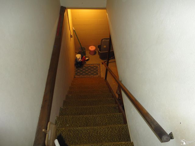 800 N Roessler Street, Monroe, MI 48162