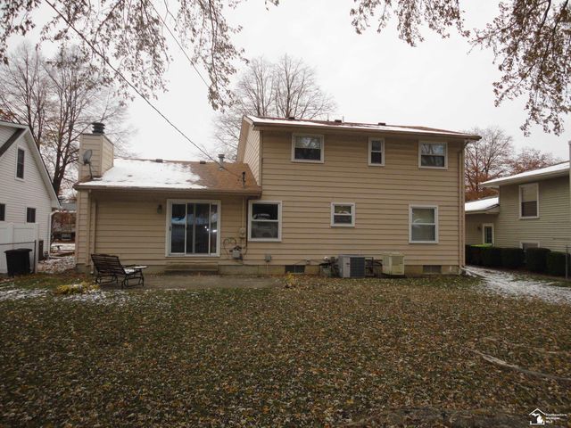 800 N Roessler Street, Monroe, MI 48162