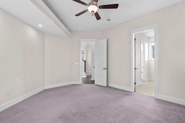 1004 Banyon ST, Austin, TX 78757