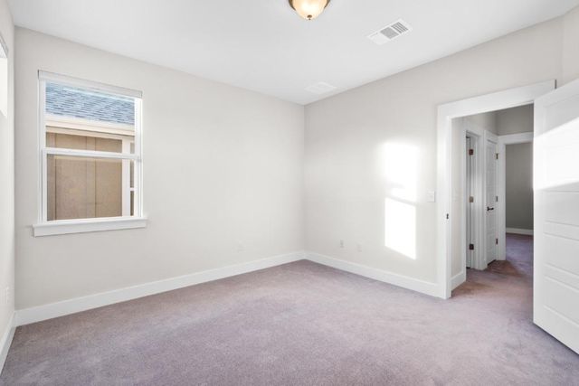 1004 Banyon ST, Austin, TX 78757