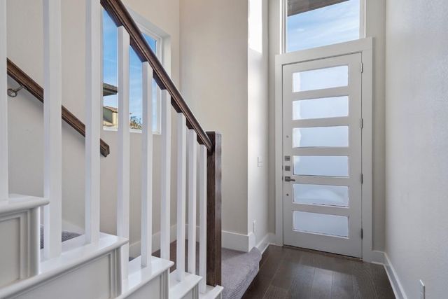 1004 Banyon ST, Austin, TX 78757