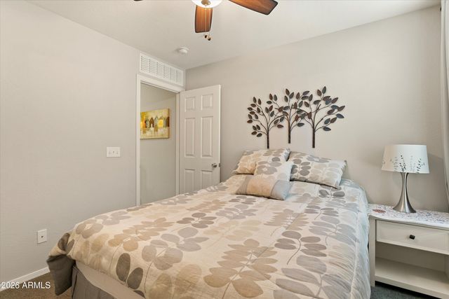 8131 W LYNWOOD Street, Phoenix, AZ 85043