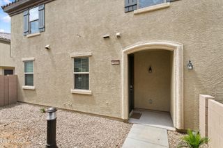 8131 W LYNWOOD Street, Phoenix, AZ 85043