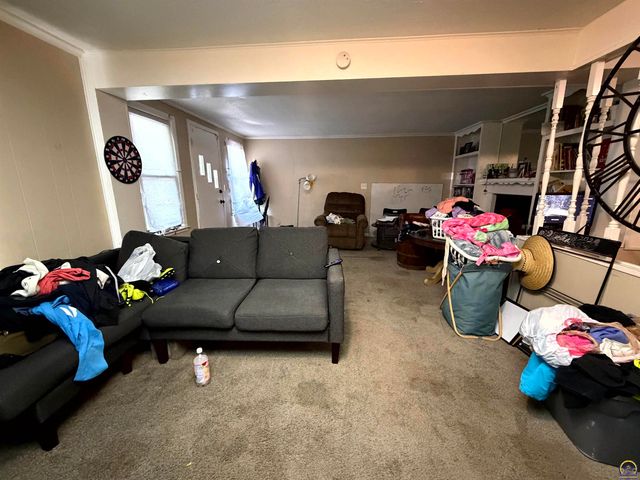3230 SE Keystone AVE, Topeka, KS 66605