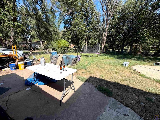 3230 SE Keystone AVE, Topeka, KS 66605