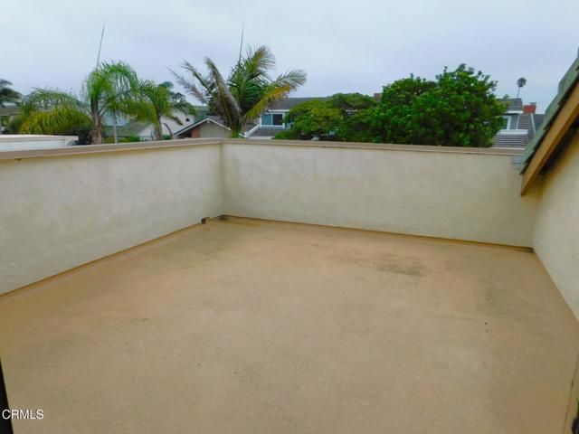 2325 Kingsbridge Lane, Oxnard, CA 93035