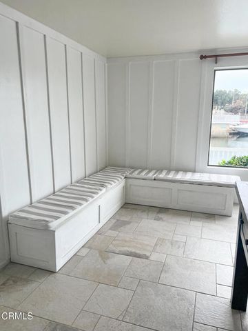 2325 Kingsbridge Lane, Oxnard, CA 93035