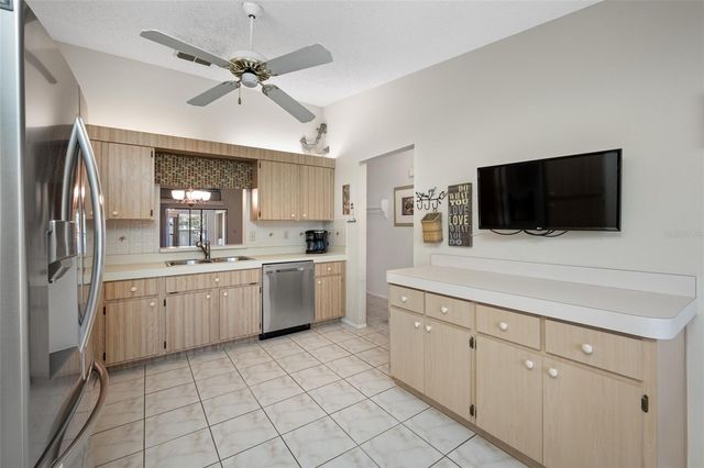 8641 SHADBLOW COURT 2, Port Richey, FL 34668