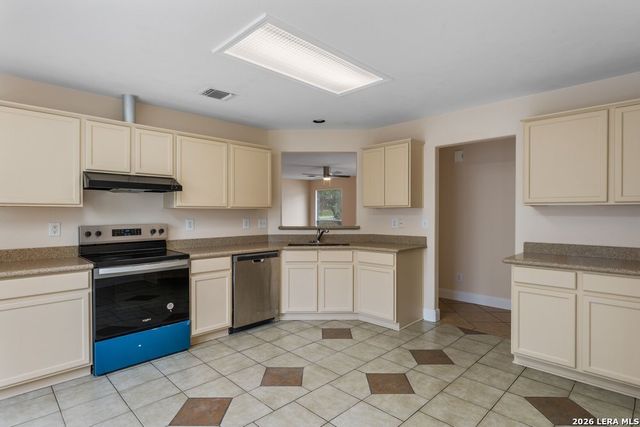 8803 Pavilion Place, San Antonio, TX 78250