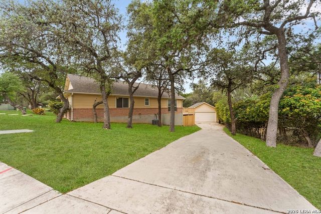 8803 Pavilion Place, San Antonio, TX 78250
