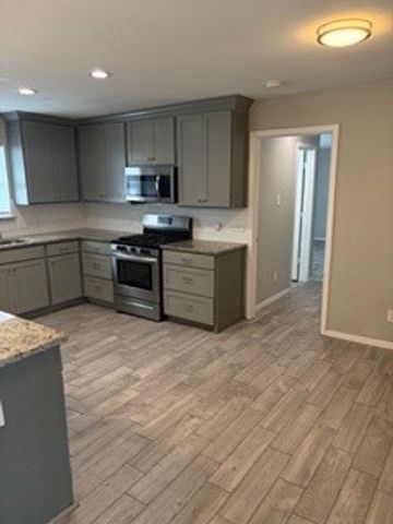 1131 Forester Drive, Dallas, TX 75216