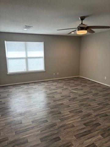 1131 Forester Drive, Dallas, TX 75216