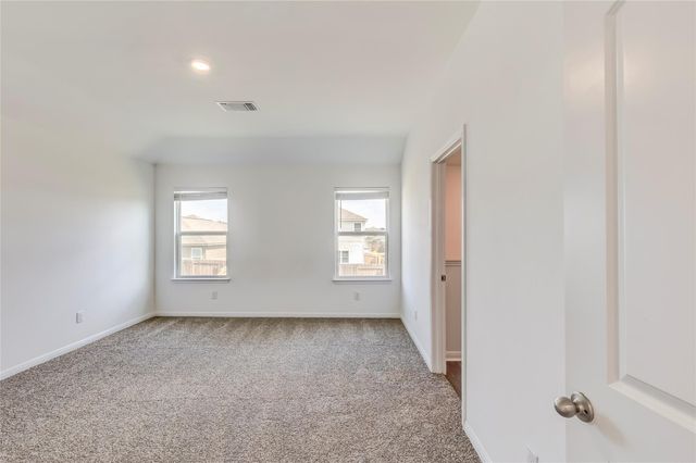 117 Fairfax LN, Jarrell, TX 76537