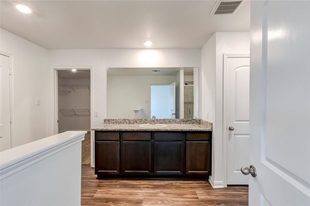 117 Fairfax LN, Jarrell, TX 76537