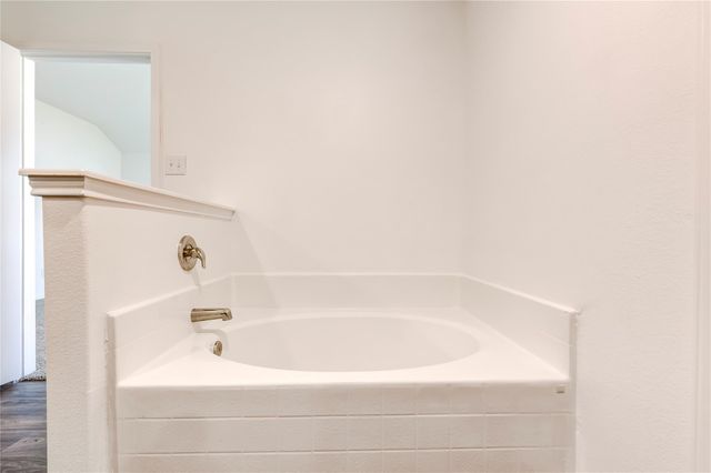 117 Fairfax LN, Jarrell, TX 76537