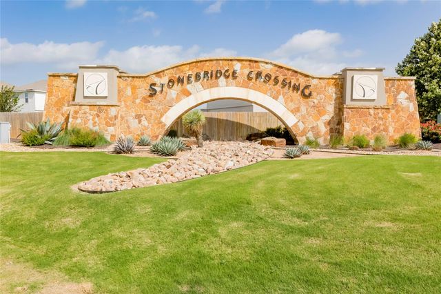 117 Fairfax LN, Jarrell, TX 76537