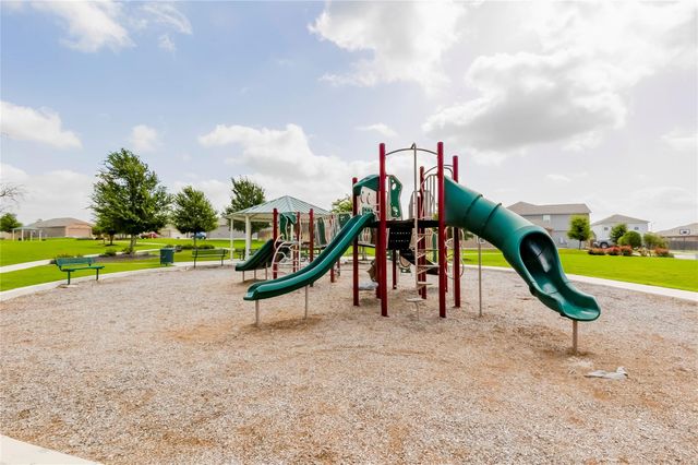 117 Fairfax LN, Jarrell, TX 76537