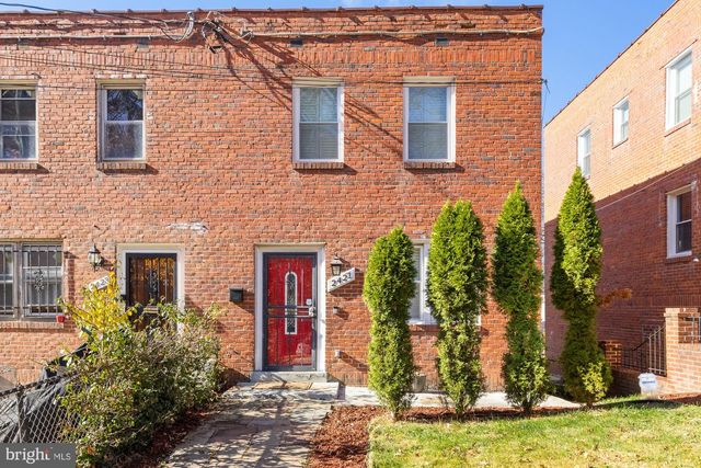 2421 18TH PL SE, Washington, DC 20020