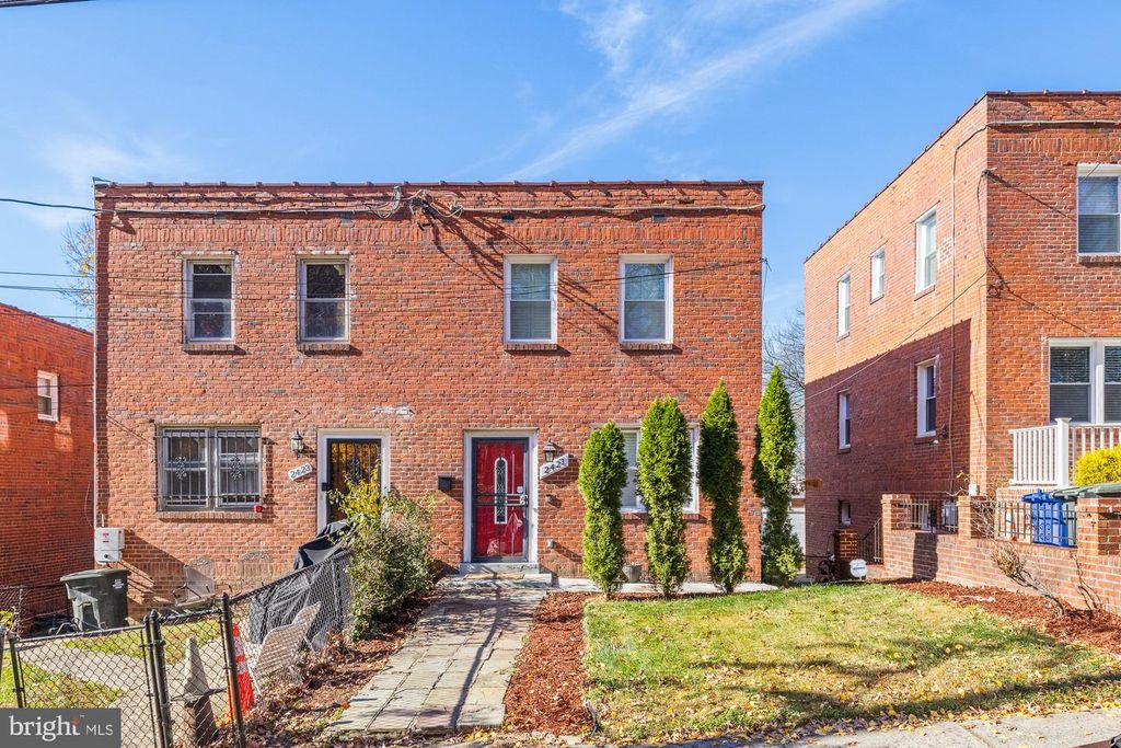 2421 18TH PL SE, Washington, DC 20020