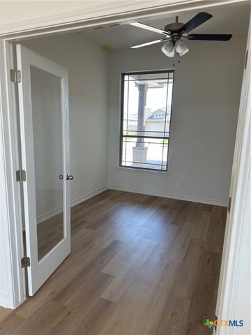 7205 Touchstone Drive, Temple, TX 76502