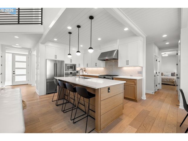 14673 Nw LILIANA Ln, Portland, OR 97229