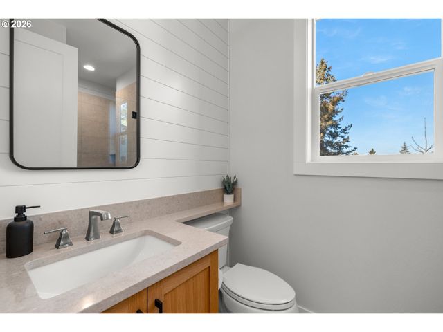 14673 Nw LILIANA Ln, Portland, OR 97229