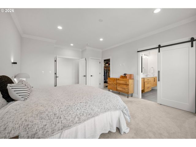 14673 Nw LILIANA Ln, Portland, OR 97229