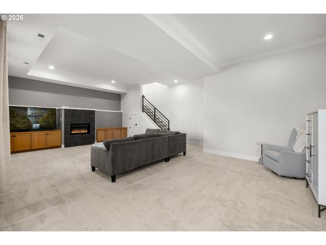 14673 Nw LILIANA Ln, Portland, OR 97229