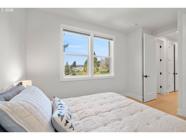 14673 Nw LILIANA Ln, Portland, OR 97229