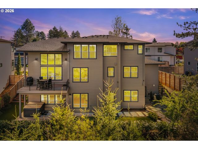 14673 Nw LILIANA Ln, Portland, OR 97229