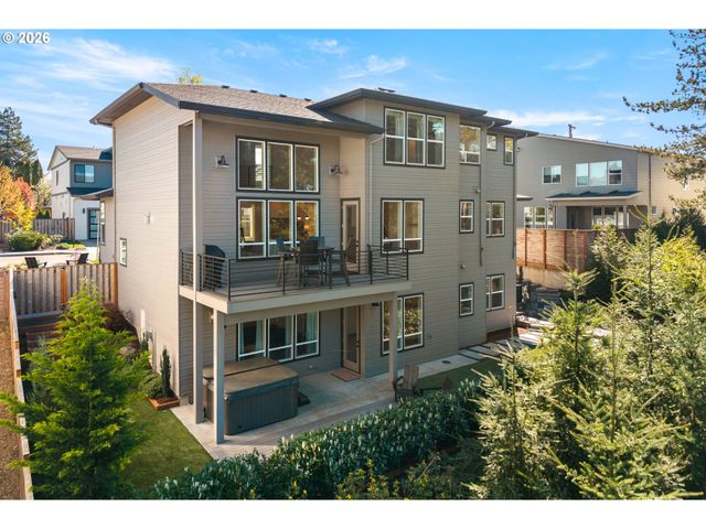 14673 Nw LILIANA Ln, Portland, OR 97229