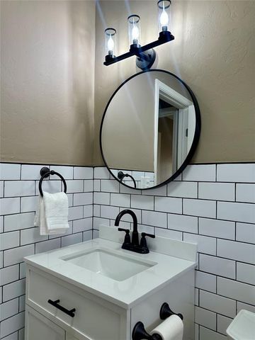 3144 SW 71st Street, Oklahoma City, OK 73159