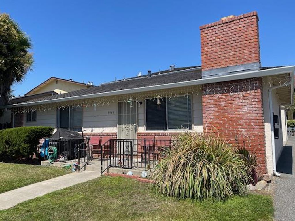 Image 1 of property listing at 3949 Starview Drive, San Jose, CA 95124