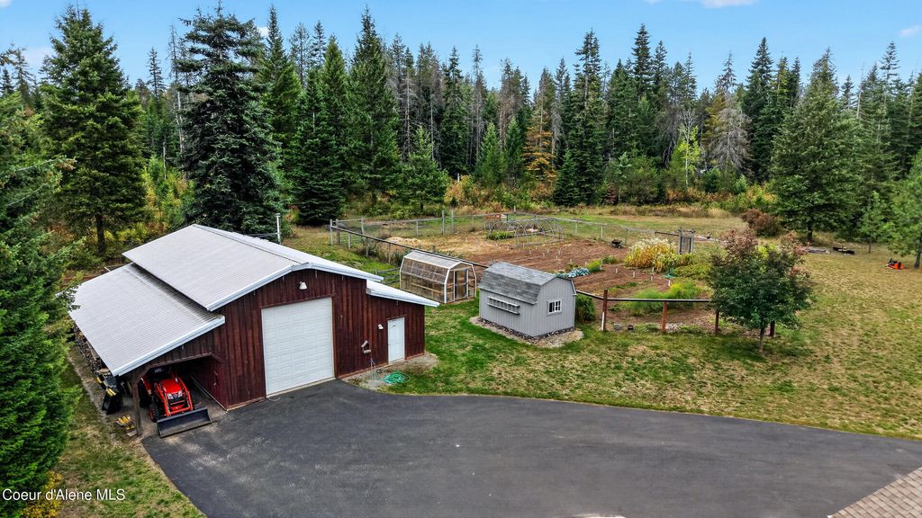 19712 N Williams RD, Hayden, ID 83835 photo 4