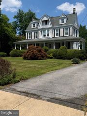 2 N BEECHWOOD AVE, Baltimore, MD 21228
