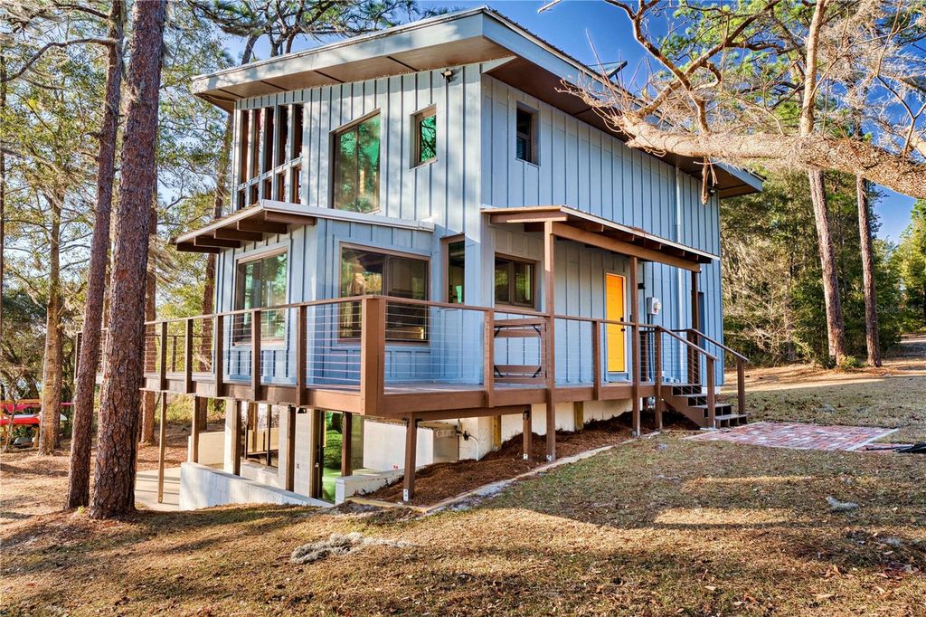 Image 1 of property listing at 123 MASON LAKE TRAIL, Hawthorne, FL 32640