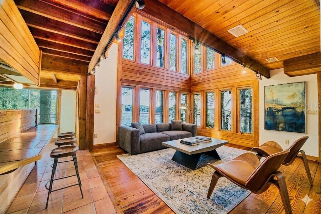 Image 2 of property listing at 123 MASON LAKE TRAIL, Hawthorne, FL 32640