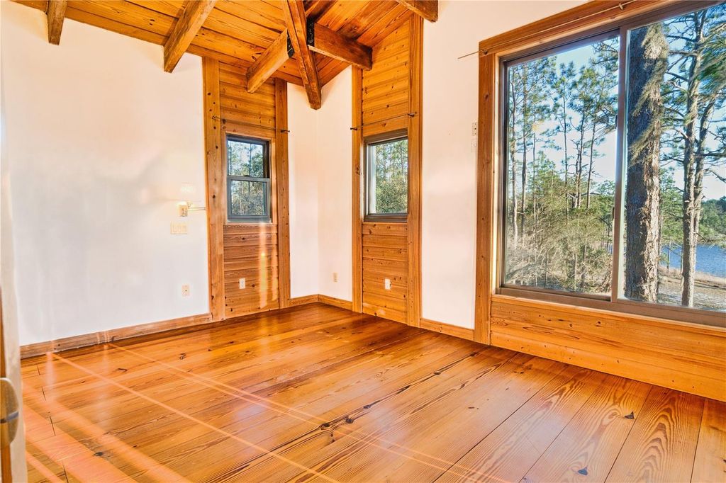 Image 29 of property listing at 123 MASON LAKE TRAIL, Hawthorne, FL 32640