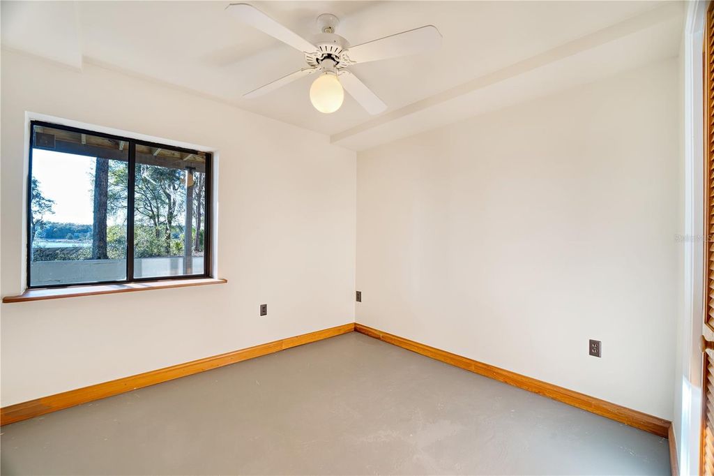 Image 40 of property listing at 123 MASON LAKE TRAIL, Hawthorne, FL 32640