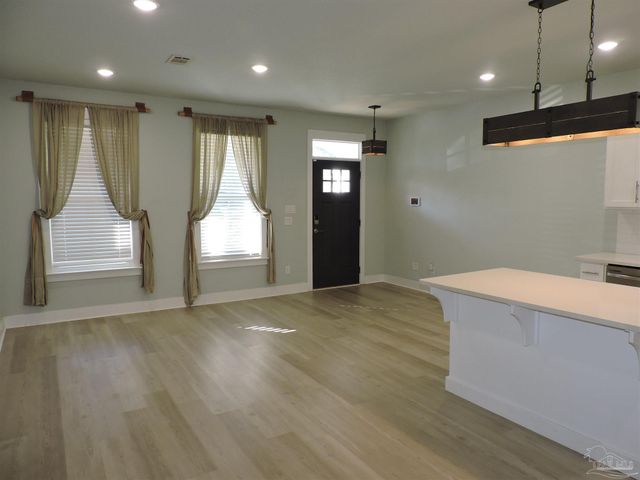 1058 W Brainerd St, Pensacola, FL 32501