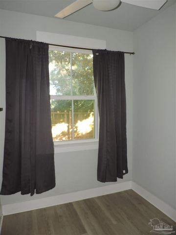 1058 W Brainerd St, Pensacola, FL 32501