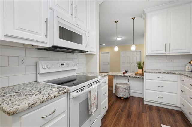 6617 Somerby Lane, Mobile, AL 36695