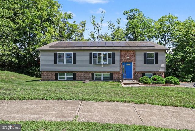 180 HAZEL DR, Manchester, PA 17345